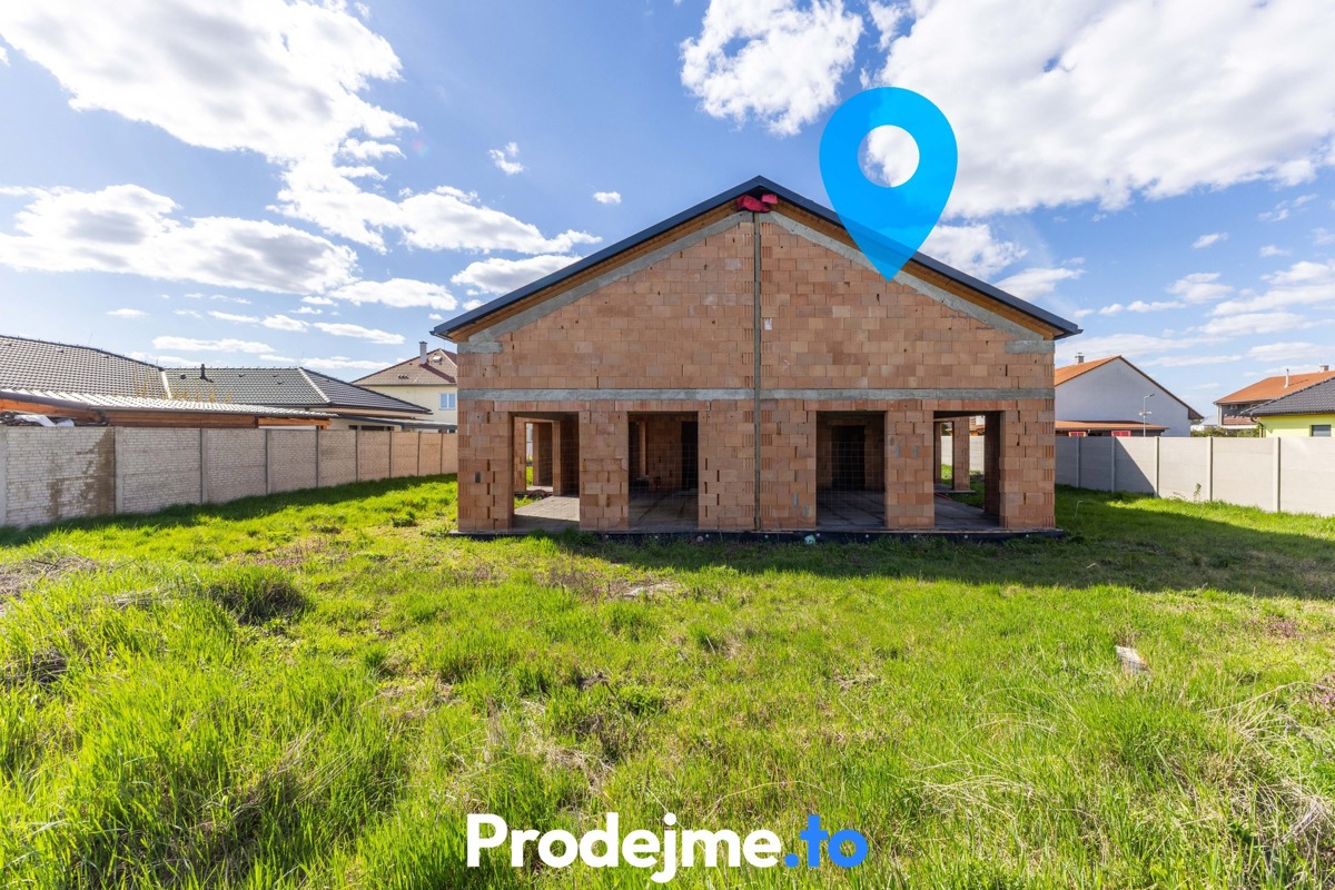 Фото 2 - Продаж будинку · Сімейний будинок · 182 m² · 5 кімнат