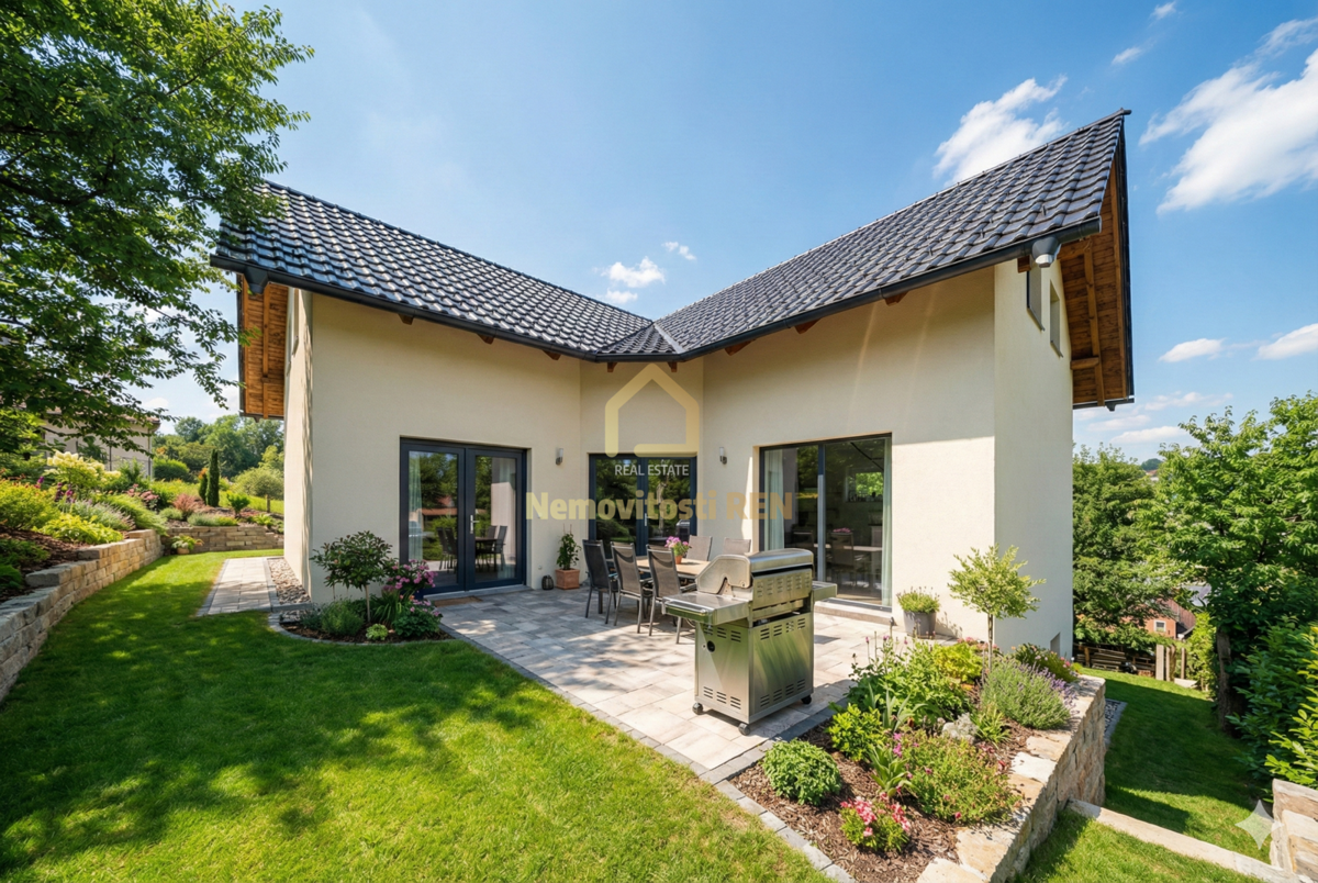 Фото 2 - Продаж будинку · Сімейний будинок · 238 m² · 4 кімнати