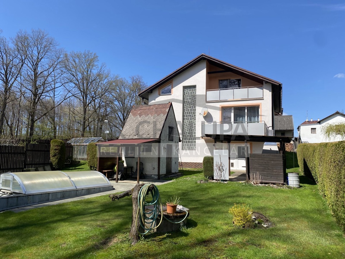 Фото 2 - Продаж будинку · Сімейний будинок · 300 m² · 5 кімнат