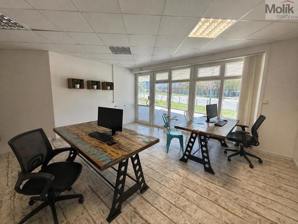 Photo 1 - Commercial property for rent · Office · 59 m²
