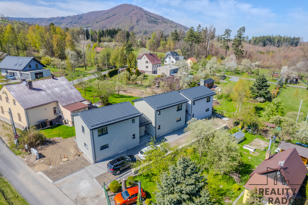 Фото 2 - Продаж будинку · Сімейний будинок · 98 m² · 4 кімнати
