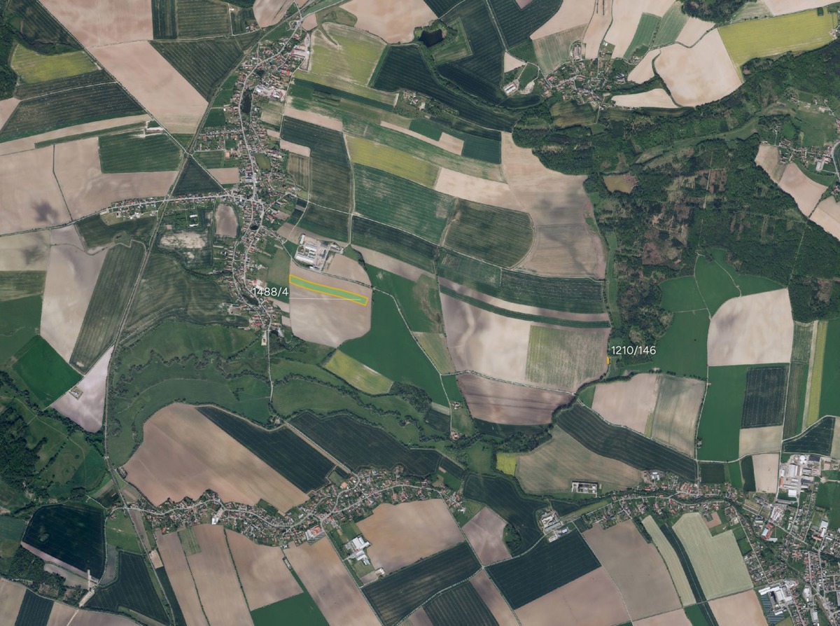 Fotografie 1 - Prodej pozemku · Pole · 30 354 m²