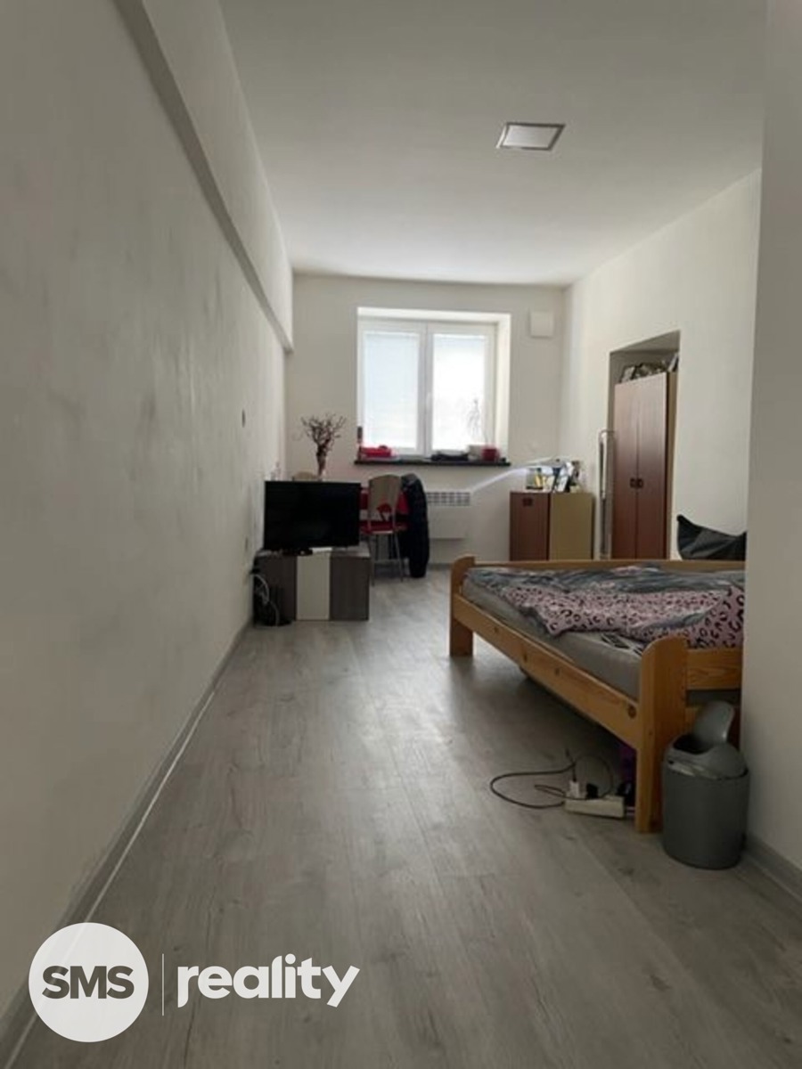 Fotografie 2 - Pronájem bytu · 1+kk · 32 m²