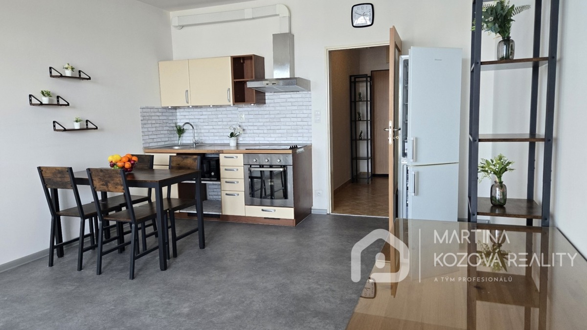 Photo 1 - Apartment for rent · 1+kk · 31 m²