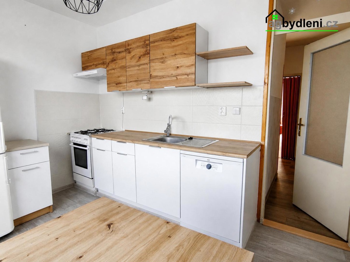 Fotografie 3 - Pronájem bytu · 4+1 · 80 m²