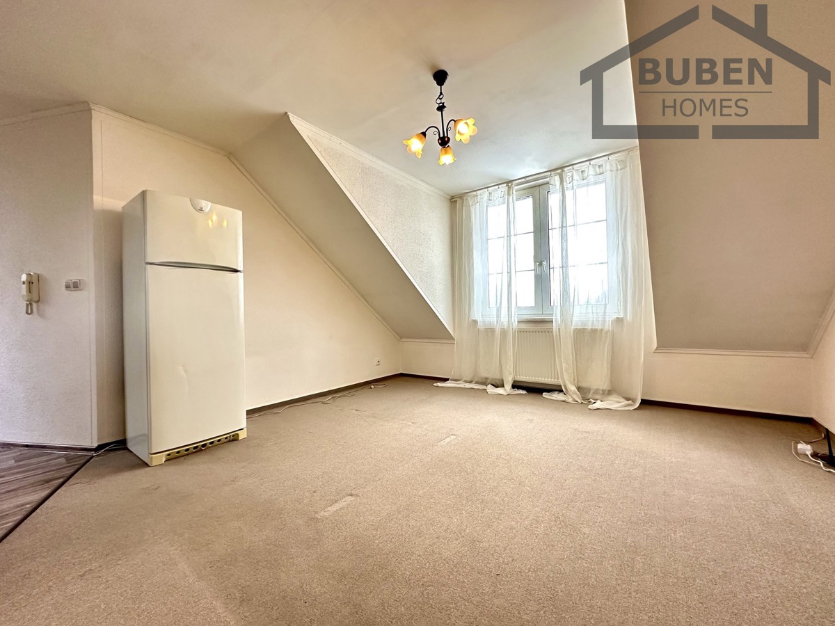 Photo 2 - Apartment for rent · 2+kk · 75 m²