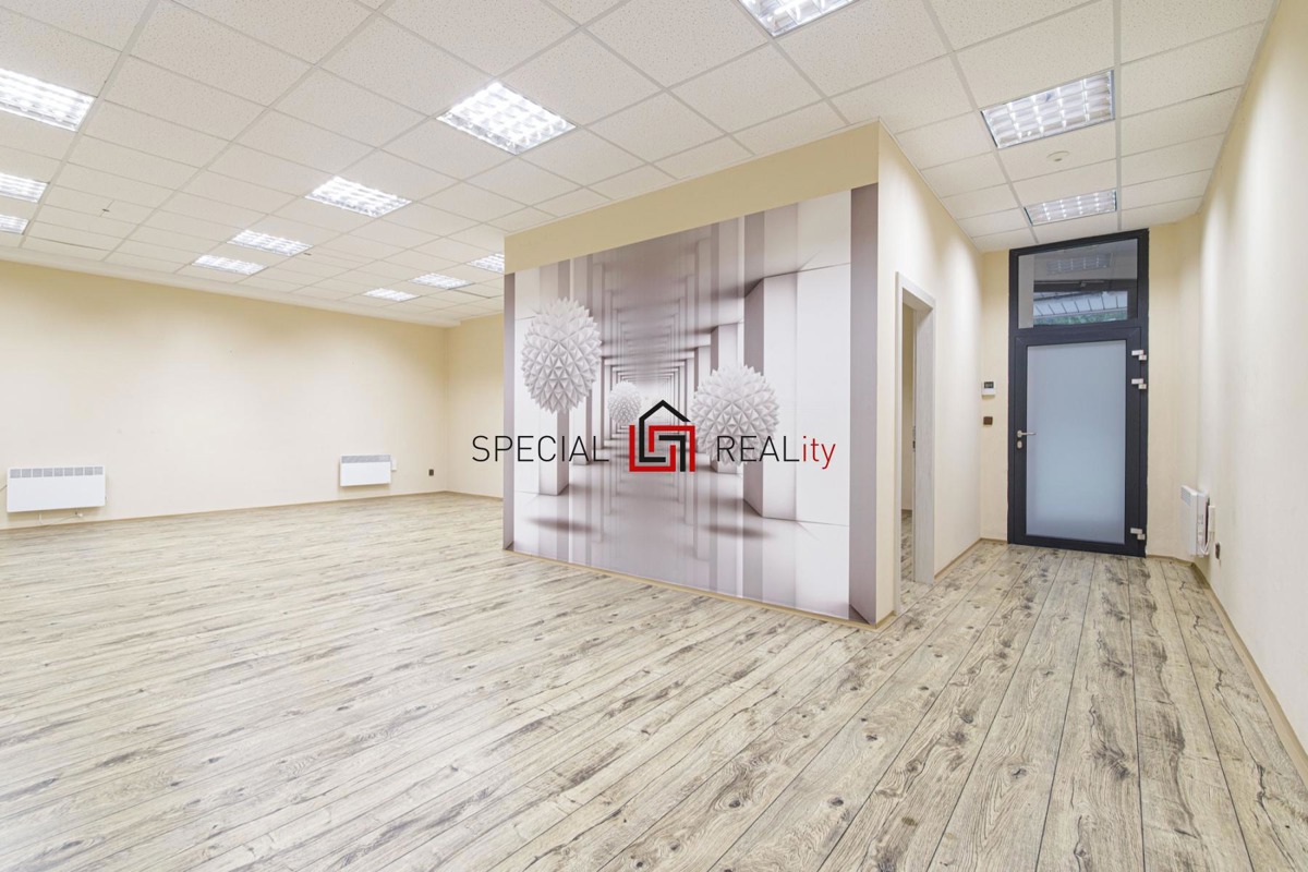 Hình ảnh 1 - Bất động sản thương mại đang được rao bán · Phòng khám bác sĩ · 121 m²