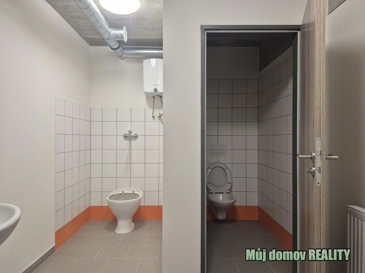 Photo 4 - Commercial property for rent · 500 m²