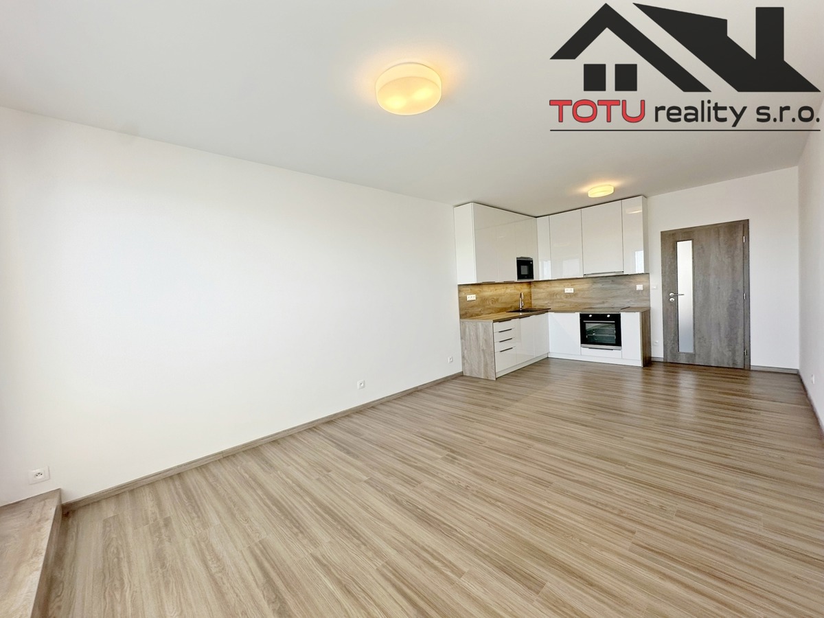 Hình ảnh 2 - Căn hộ cho thuê · 3+kk · 72 m²