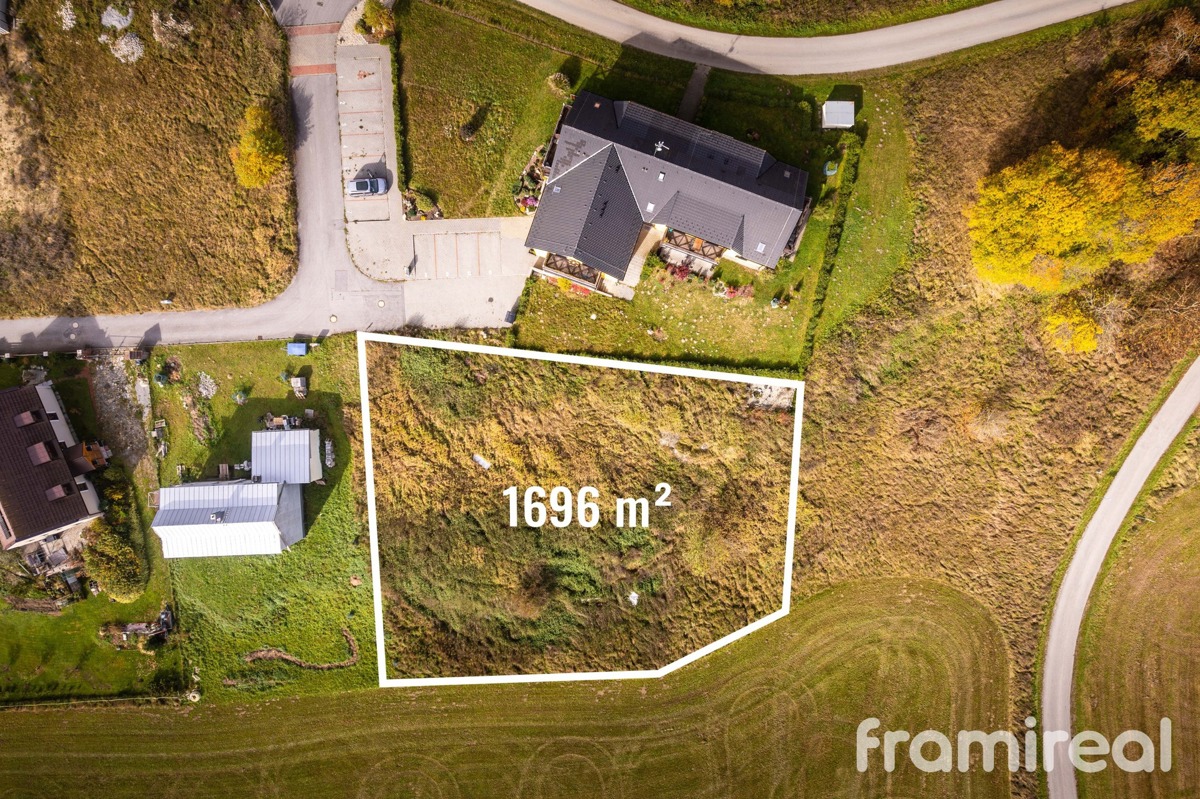 Photo 2 - Land for sale · Commercial