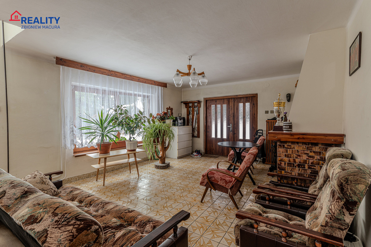 Fotografie 2 - Prodej domu · Rodinný · 186 m² · 3 pokoje