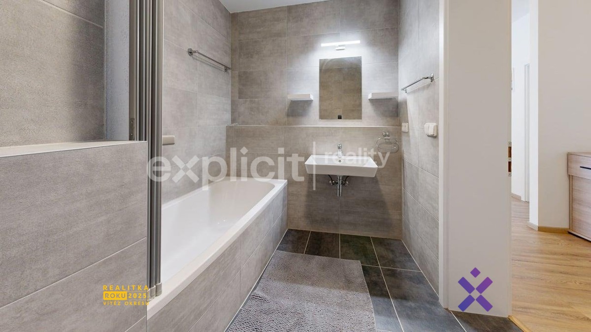 Photo 2 - Apartment for sale · 3+kk · 101 m²