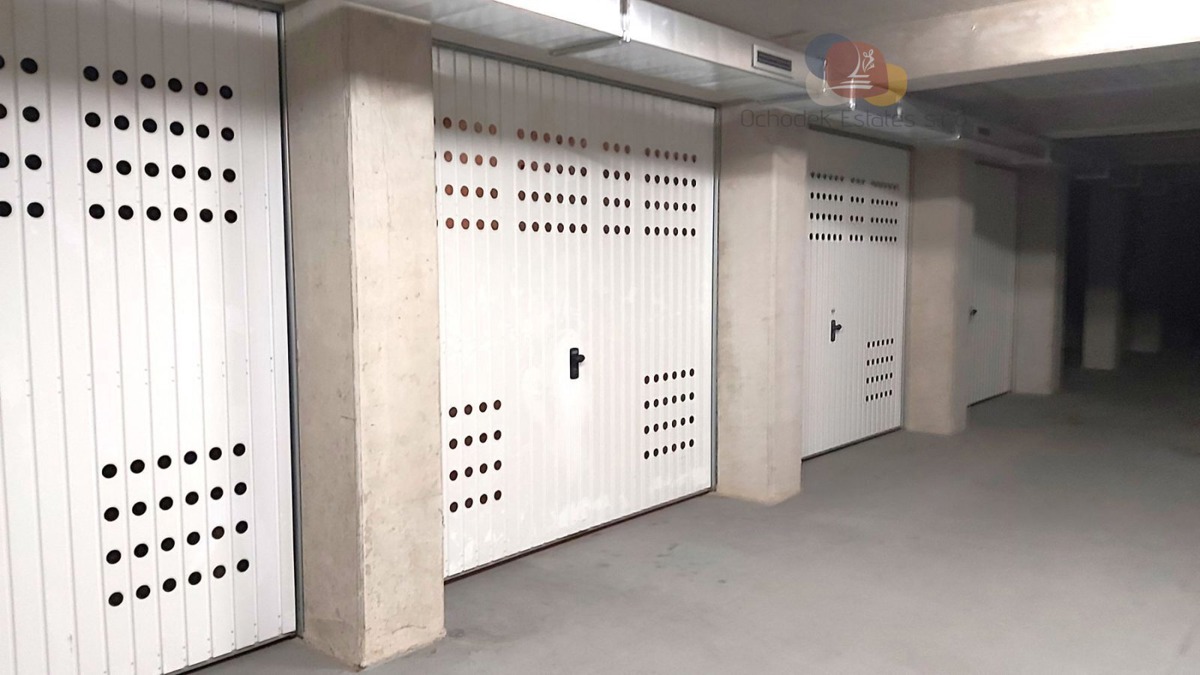 Photo 2 - Garage for sale · 15 m²