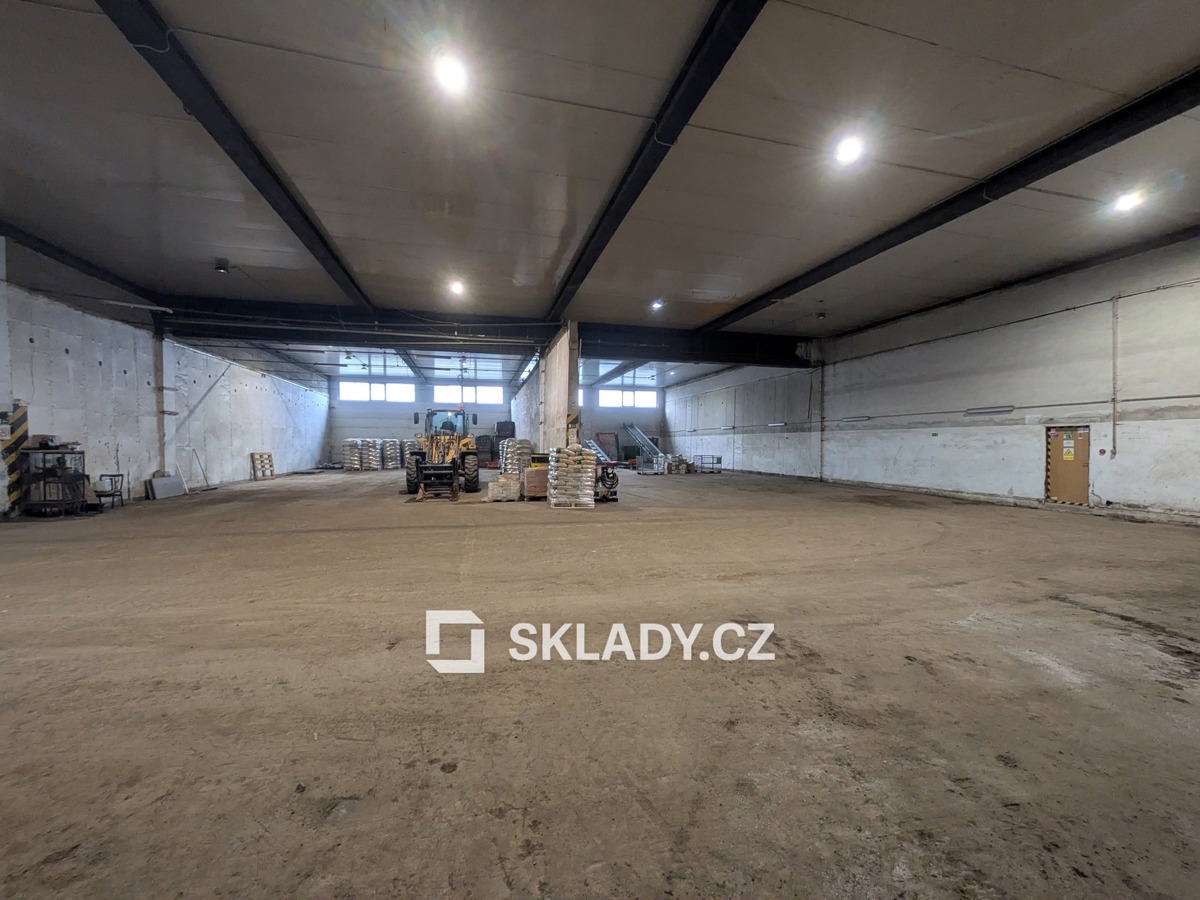 Fotografie 1 - Pronájem komerční nemovitosti · Sklad · 890 m²