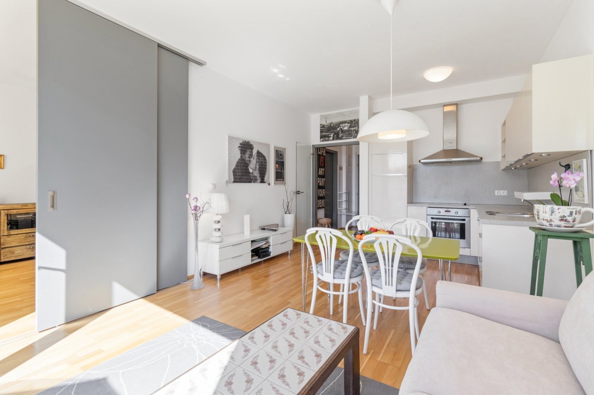 Фото 2 - Продажа квартиры · 2+kk · 58 m²