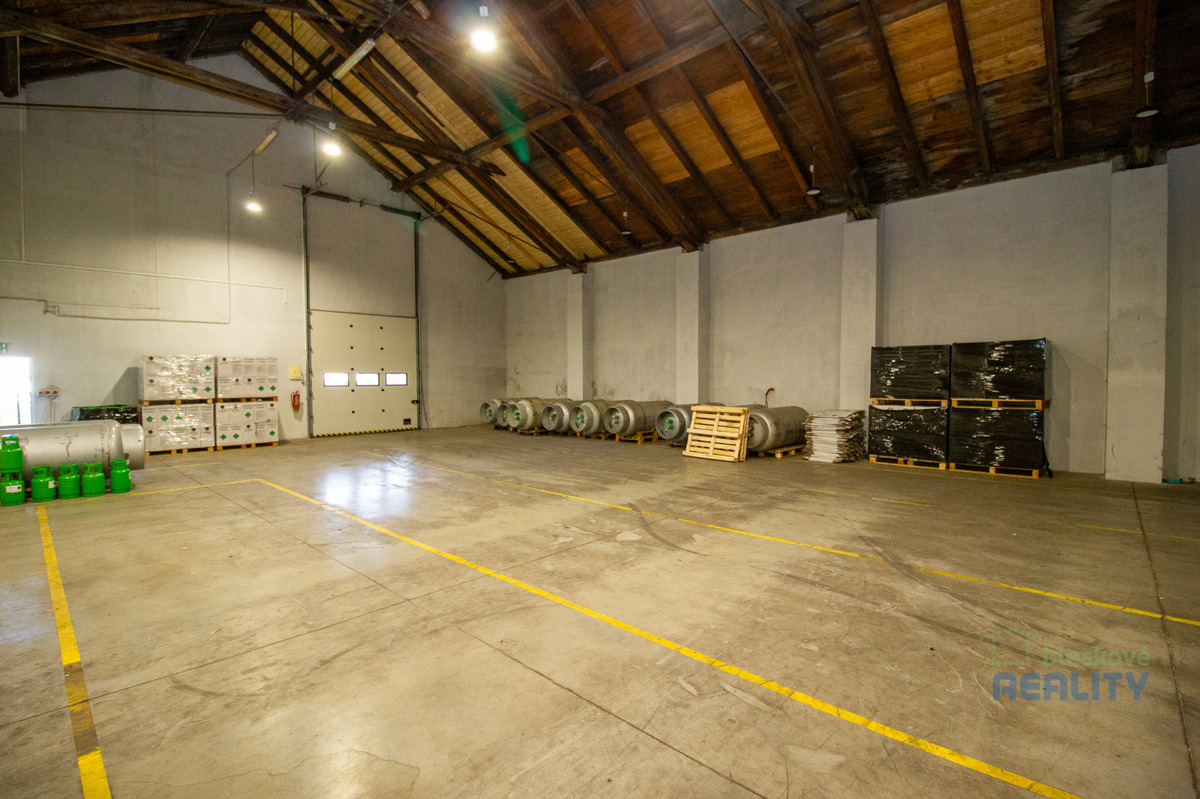 Photo 4 - Commercial property for rent · 345 m²