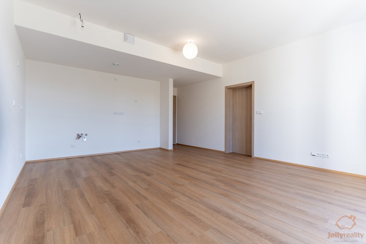Фото 2 - Продаж квартири · 3+kk · 86 m²