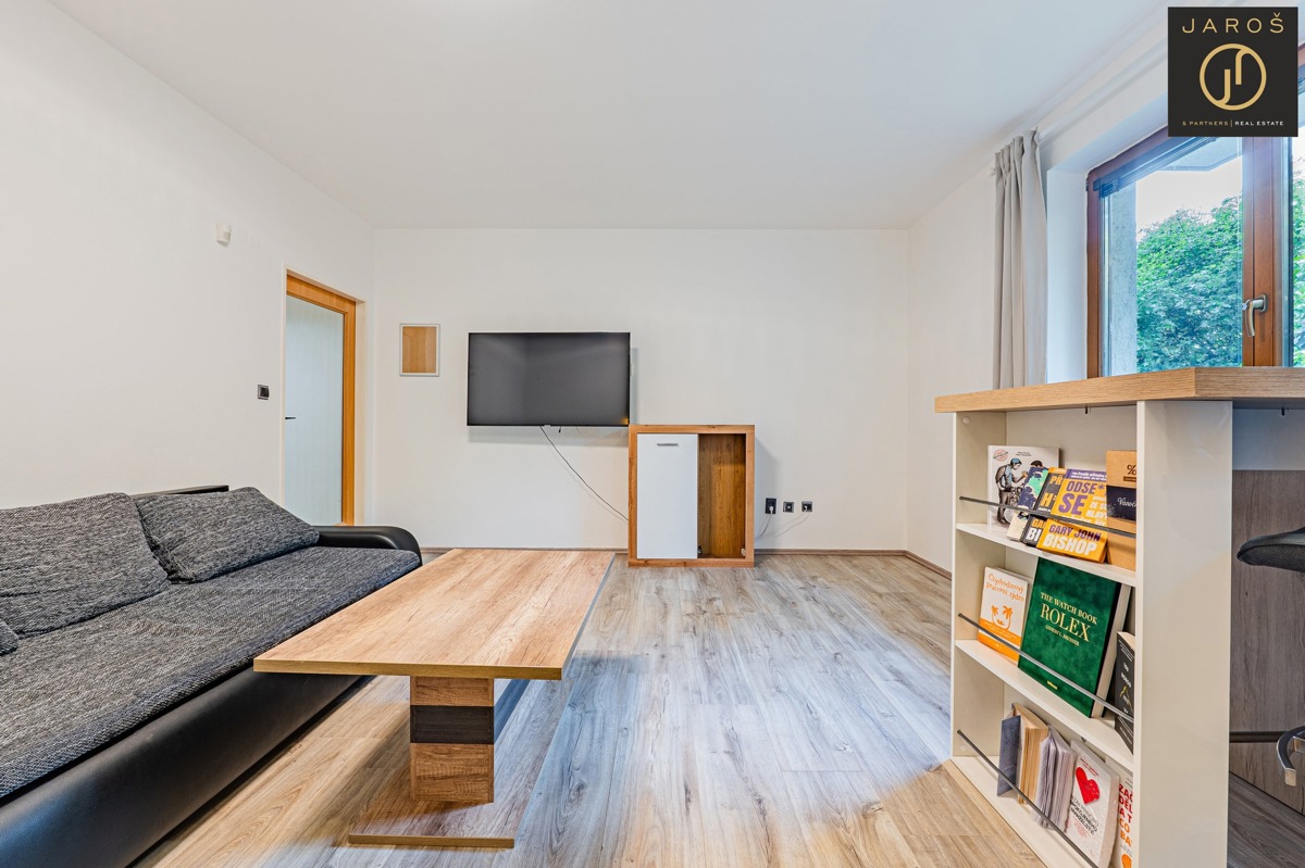 Hình ảnh 1 - Căn hộ bán · 2+kk · 53 m²