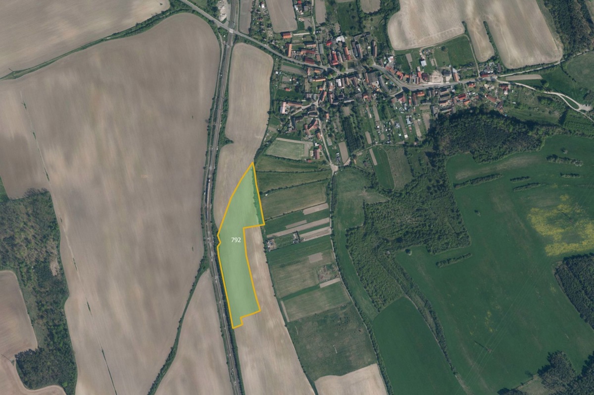 Fotografie 2 - Prodej pozemku · Pole · 15 889 m²