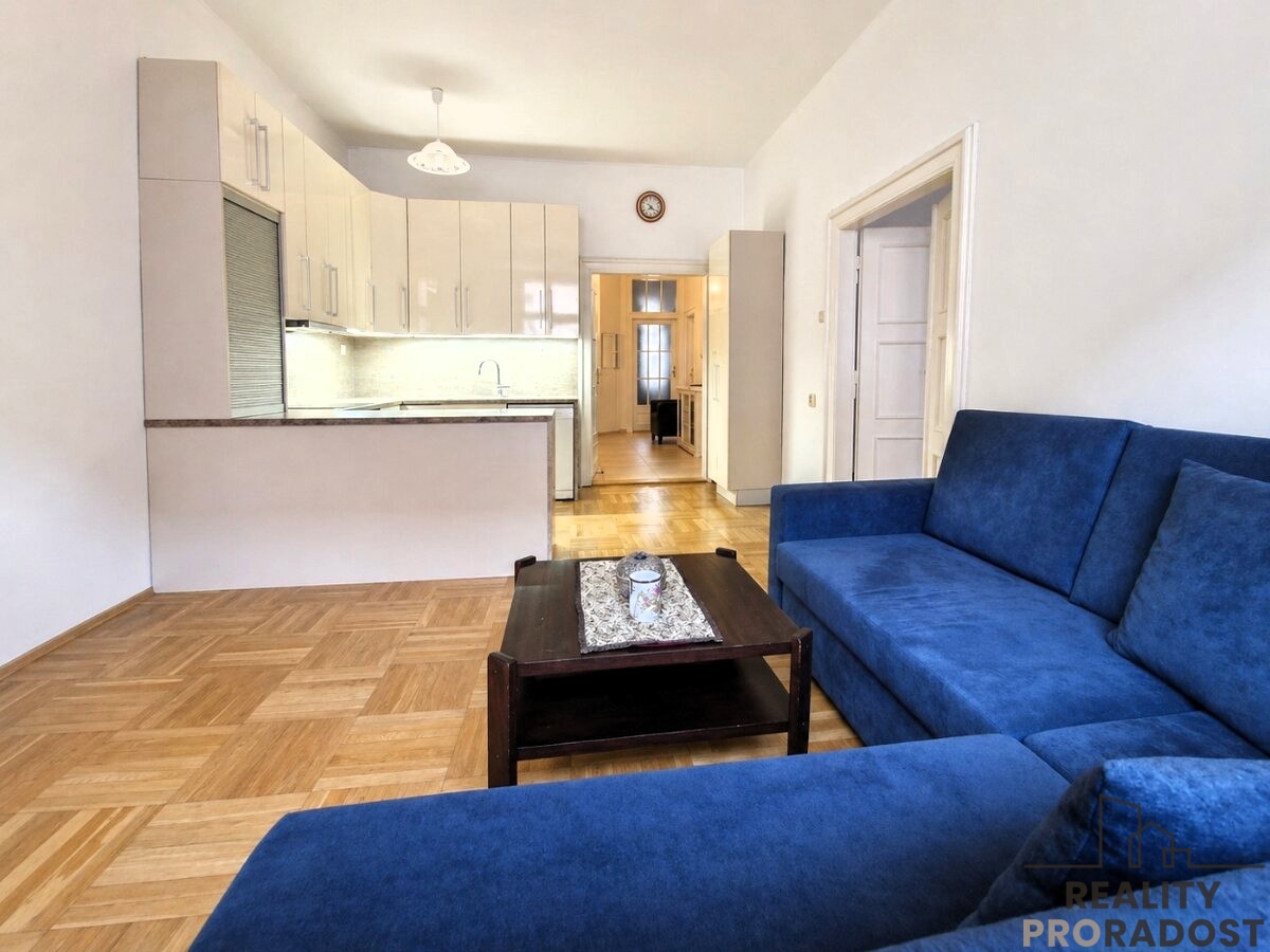 Фото 1 - Аренда квартиры · 3+kk · 85 m²