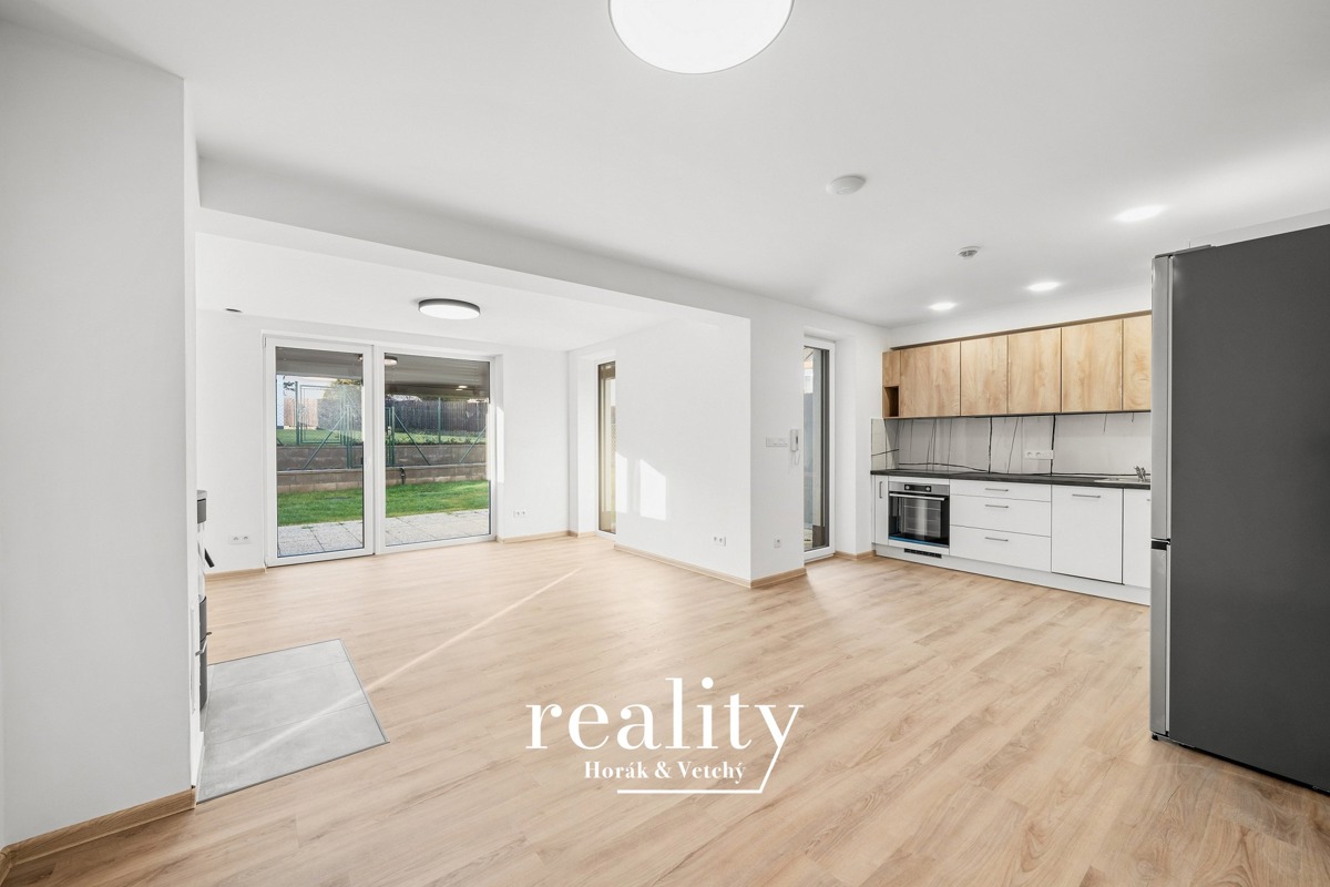 Photo 2 - Apartment for rent · 2+kk · 66 m²