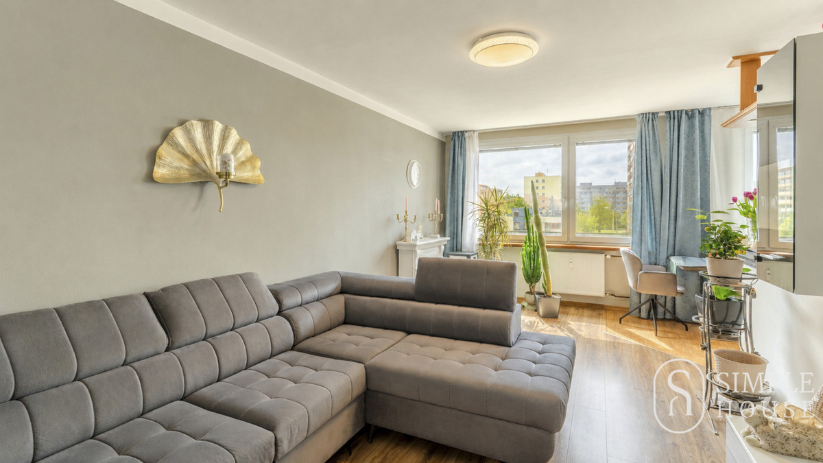 Фото 2 - Продаж квартири · 3+kk · 68 m²