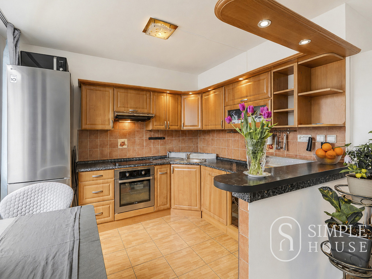 Фото 4 - Продаж квартири · 3+kk · 68 m²