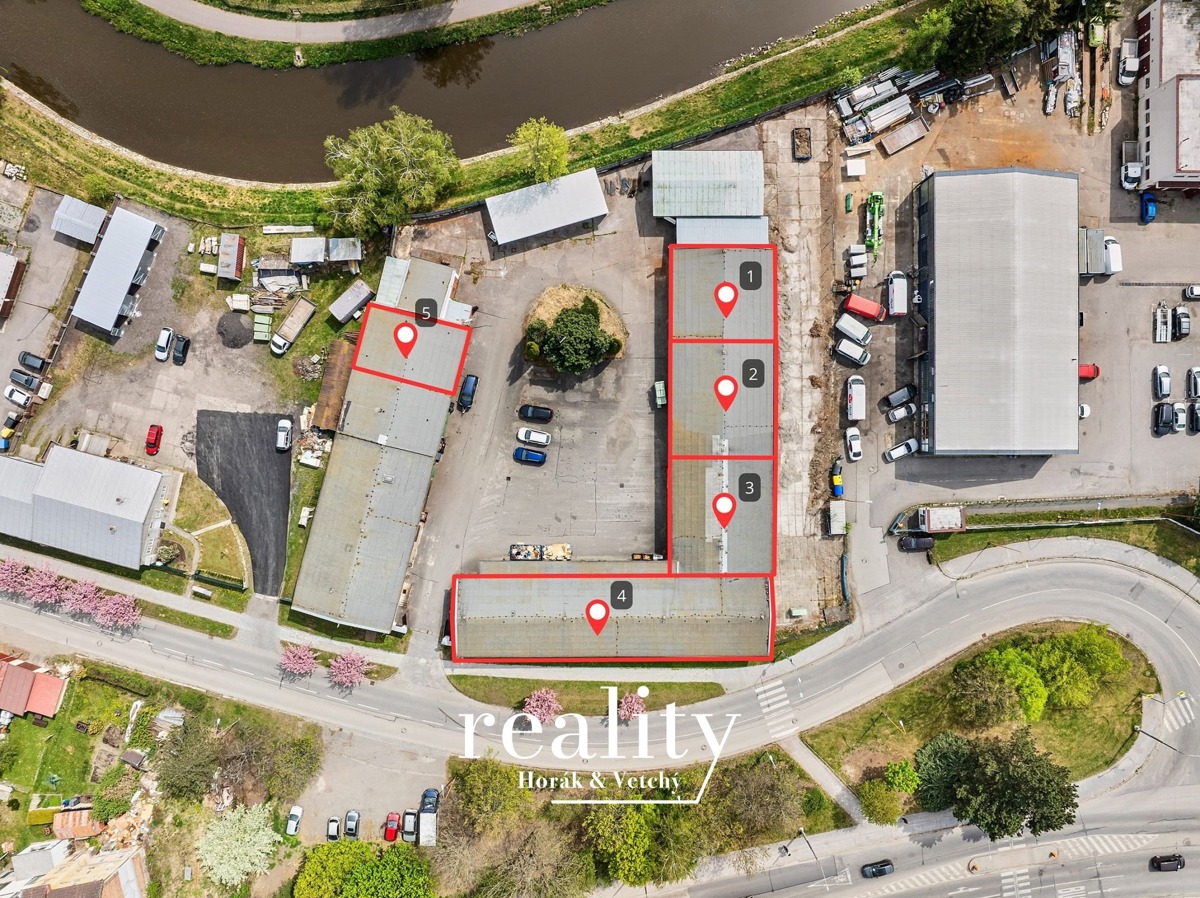 Fotografie 3 - Pronájem komerční nemovitosti · 1 000 m²