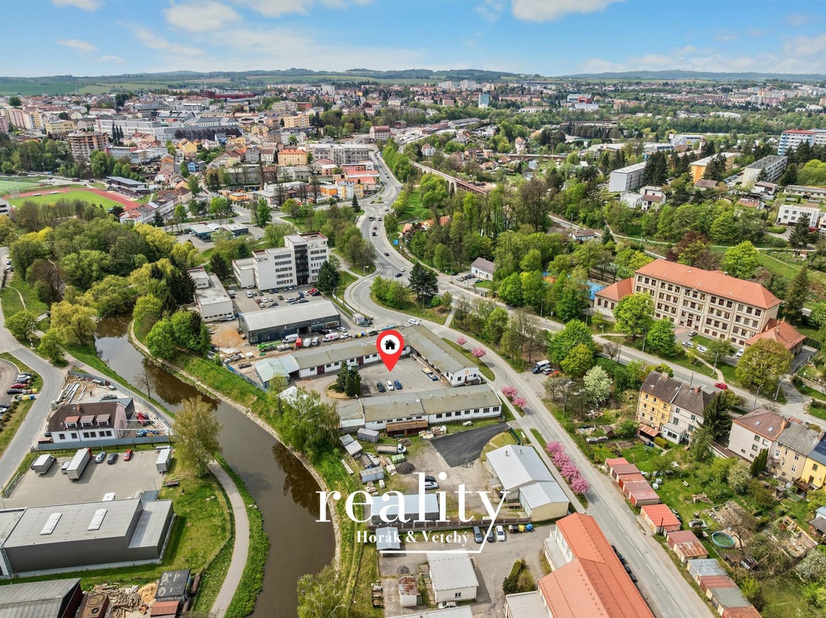 Fotografie 4 - Pronájem komerční nemovitosti · 1 000 m²