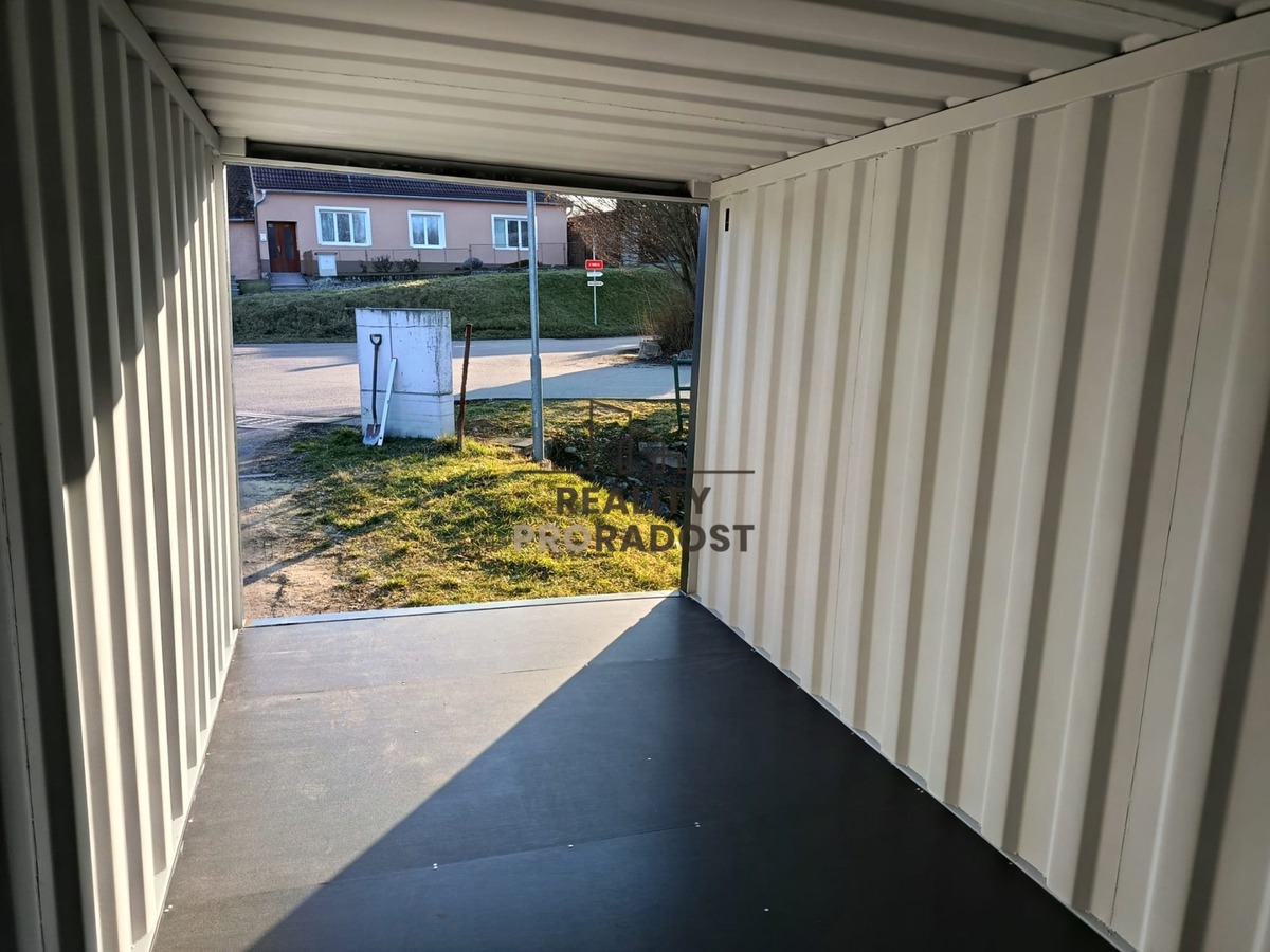 Photo 3 - Garage for rent · 12 m²