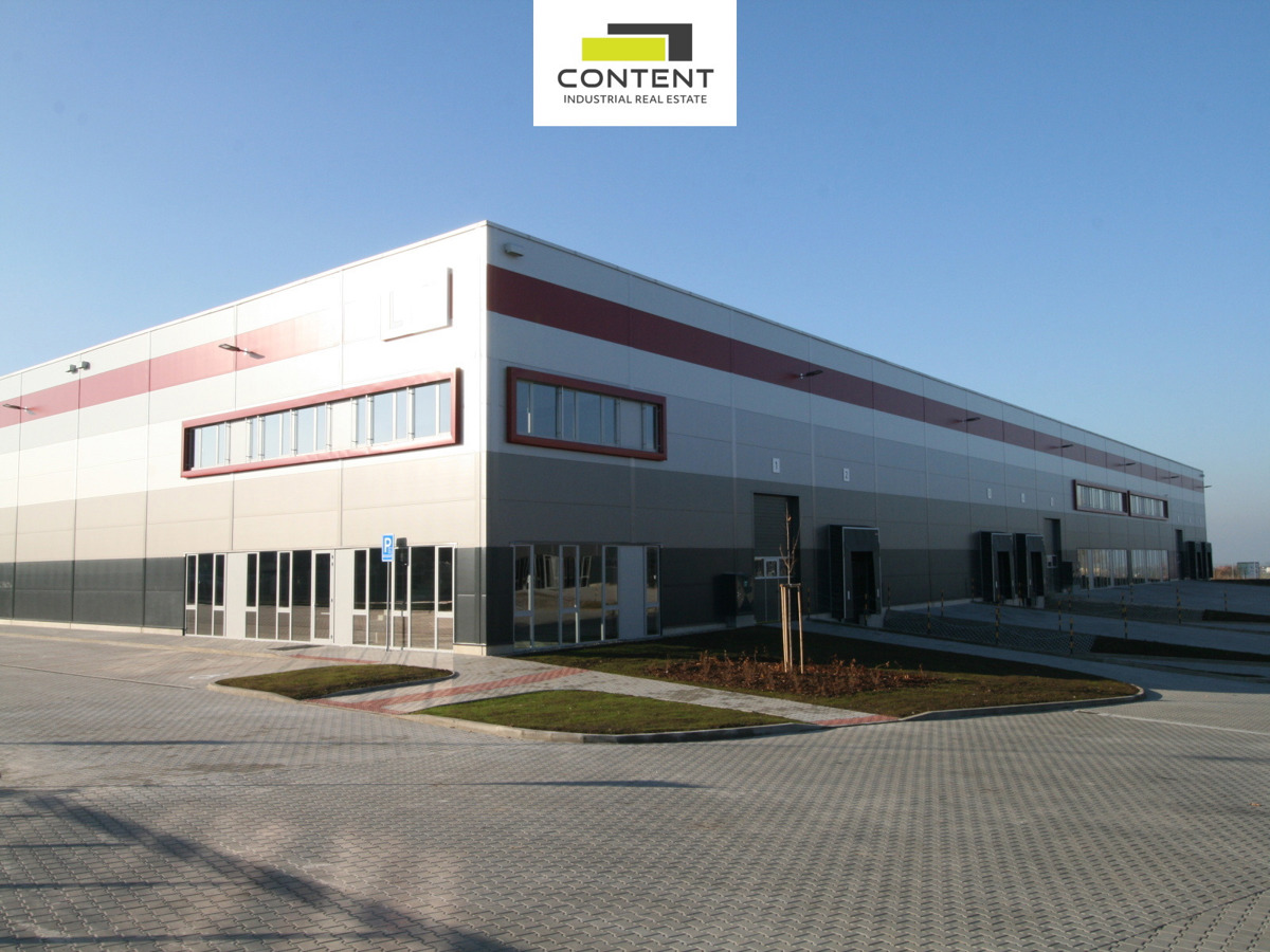 Photo 1 - Commercial property for rent · Warehouse · 1 696 m²