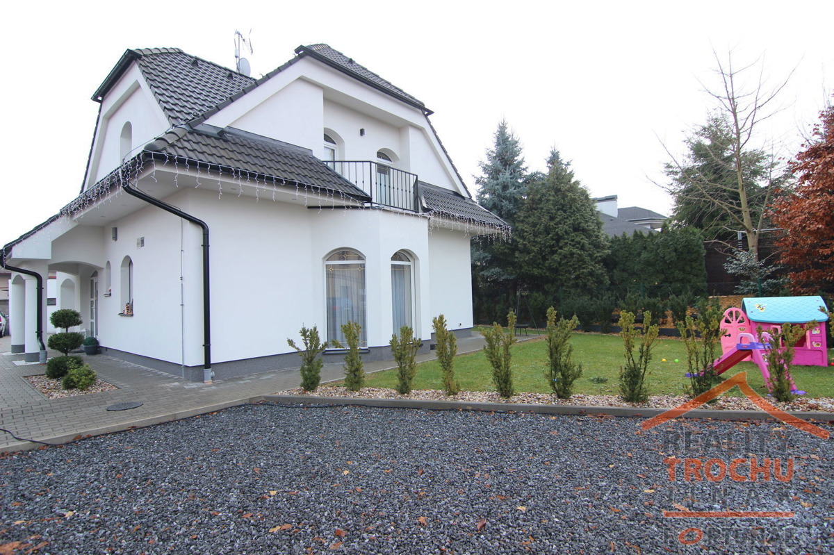 Fotografie 1 - Prodej domu · Rodinný · 200 m² · 5 pokojů