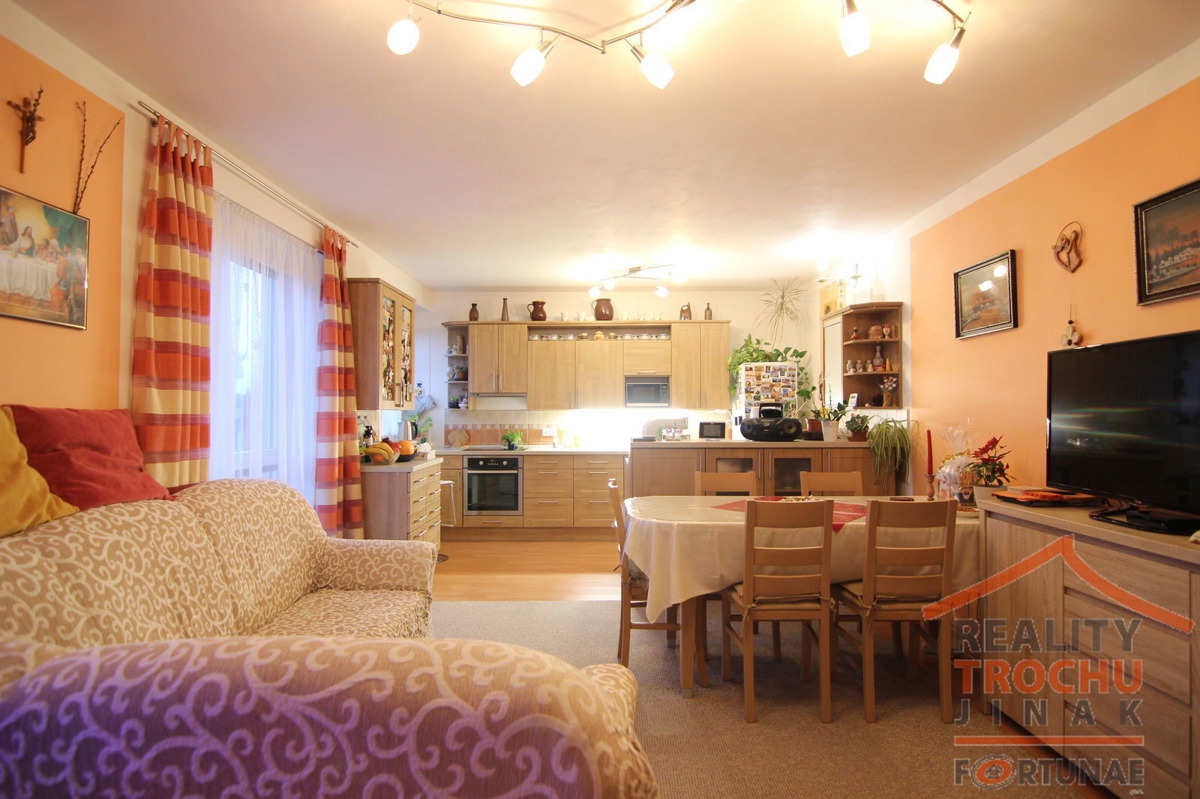 Photo 2 - Apartment for sale · 4+kk · 122 m²