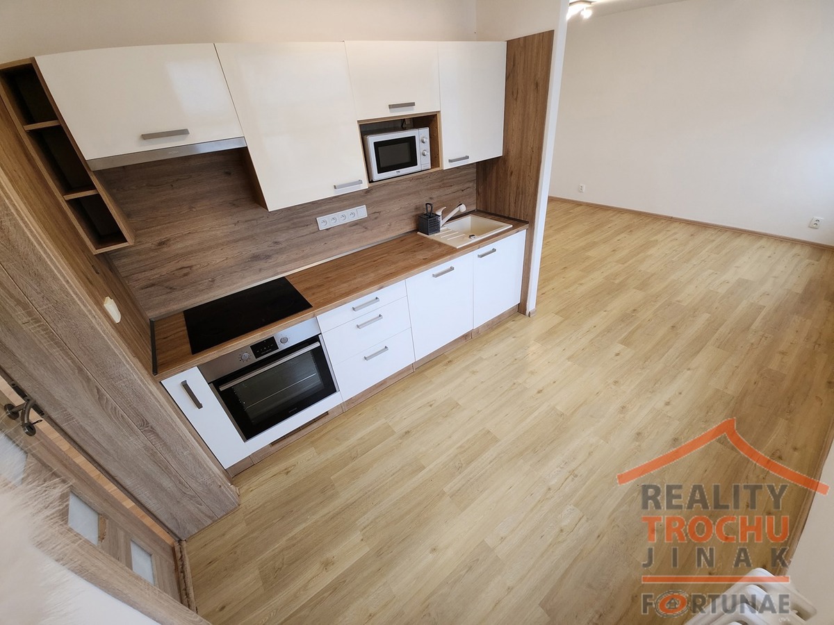 Photo 2 - Apartment for rent · 2+kk · 55 m²
