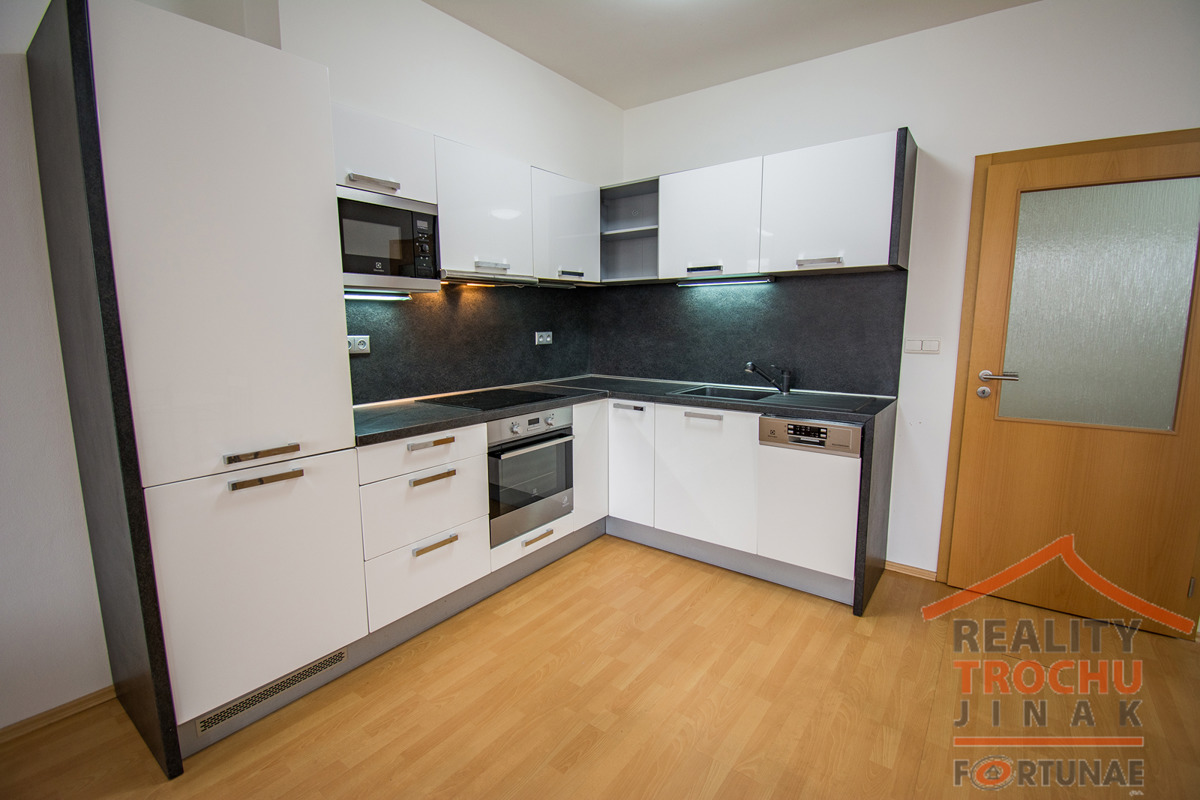Fotografie 2 - Prodej bytu · 3+kk · 105 m²