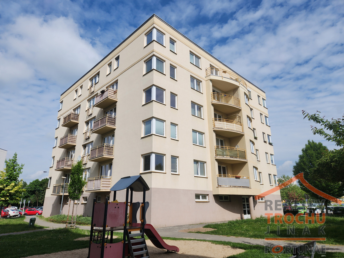 Fotografie 1 - Prodej bytu · 2+kk · 65 m²