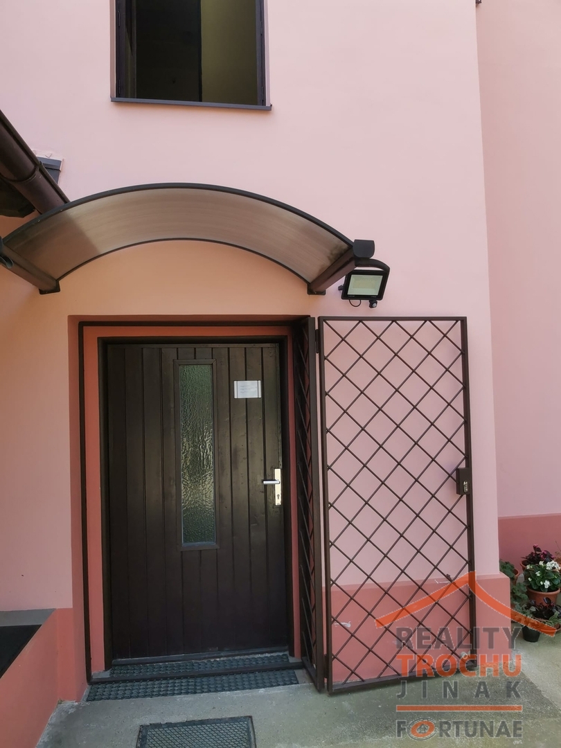 Fotografie 4 - Pronájem komerční nemovitosti · Kancelář · 36 m²
