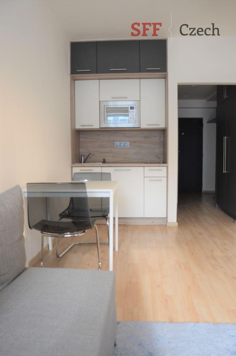 Photo 2 - Apartment for rent · 1+kk · 28 m²