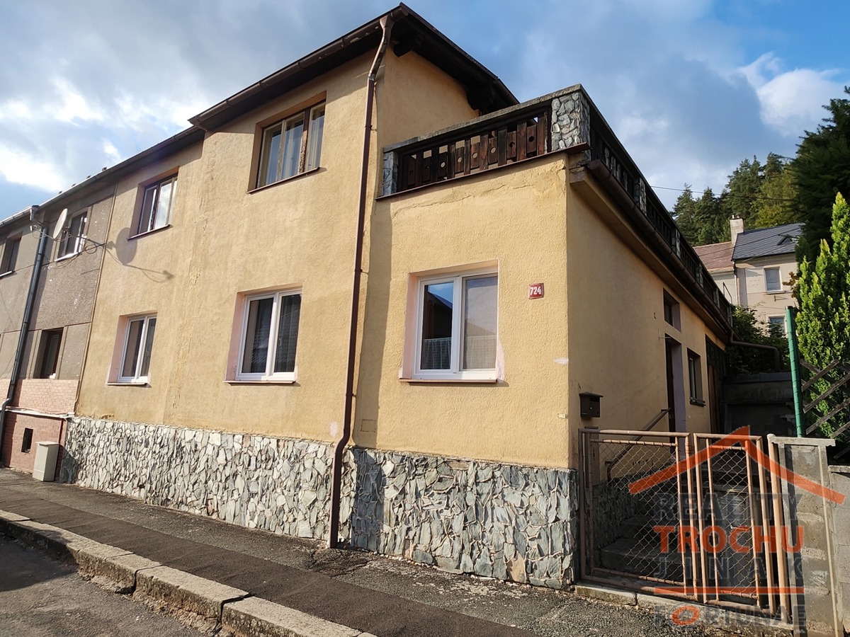 Photo 1 - House for sale · Family house · 210 m² · 5 rooms