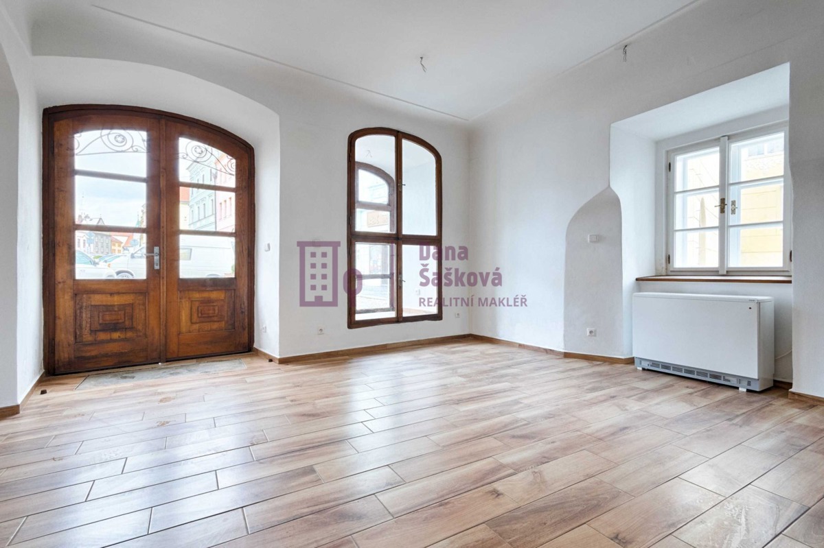 Фото 1 - Аренда коммерческой недвижимости · 50 m²