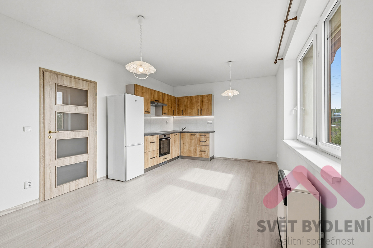 Photo 3 - Apartment for rent · 1+kk · 34 m²
