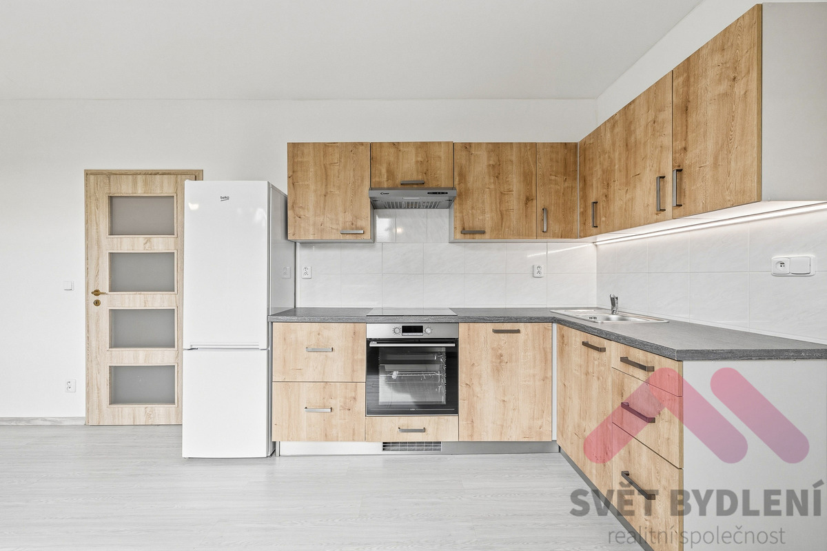 Photo 2 - Apartment for rent · 1+kk · 34 m²