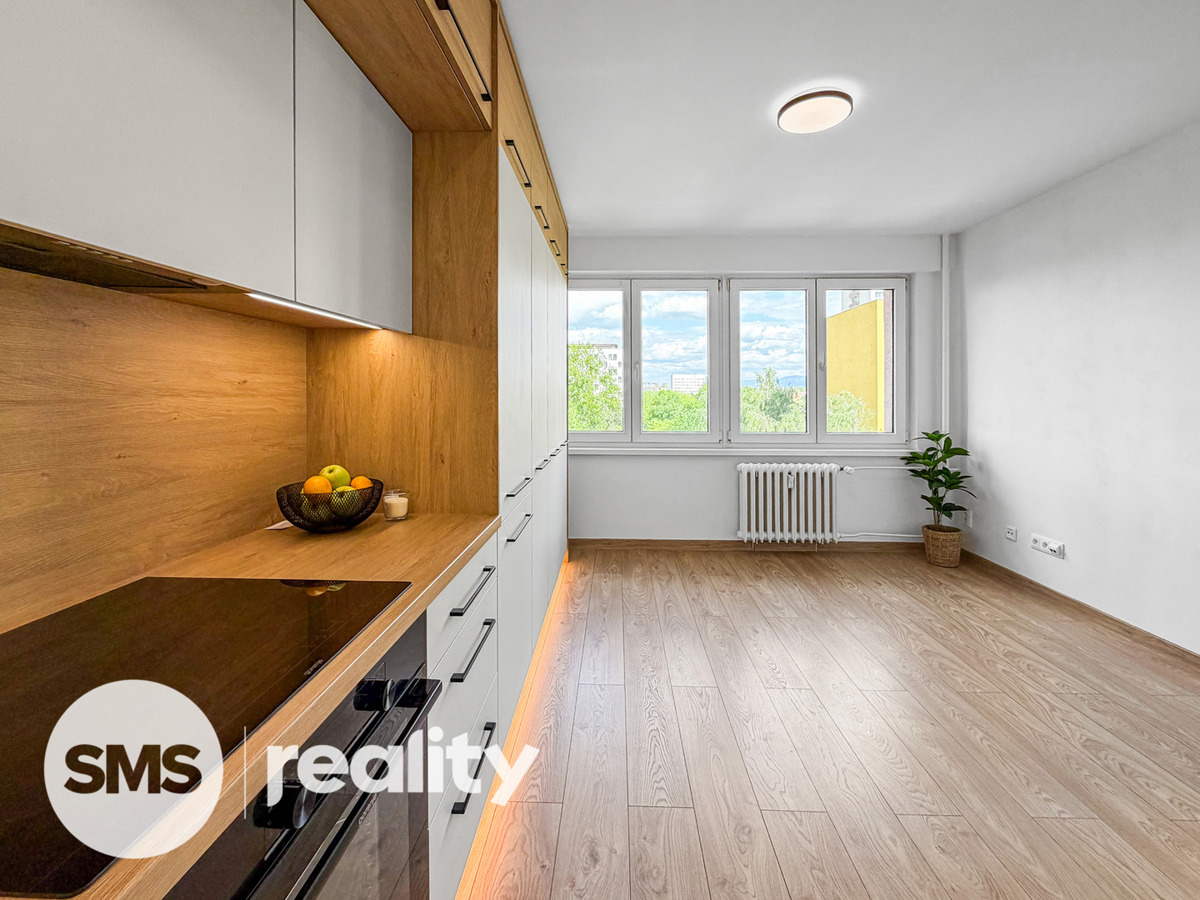 Photo 1 - Apartment for sale · 2+kk · 28 m²
