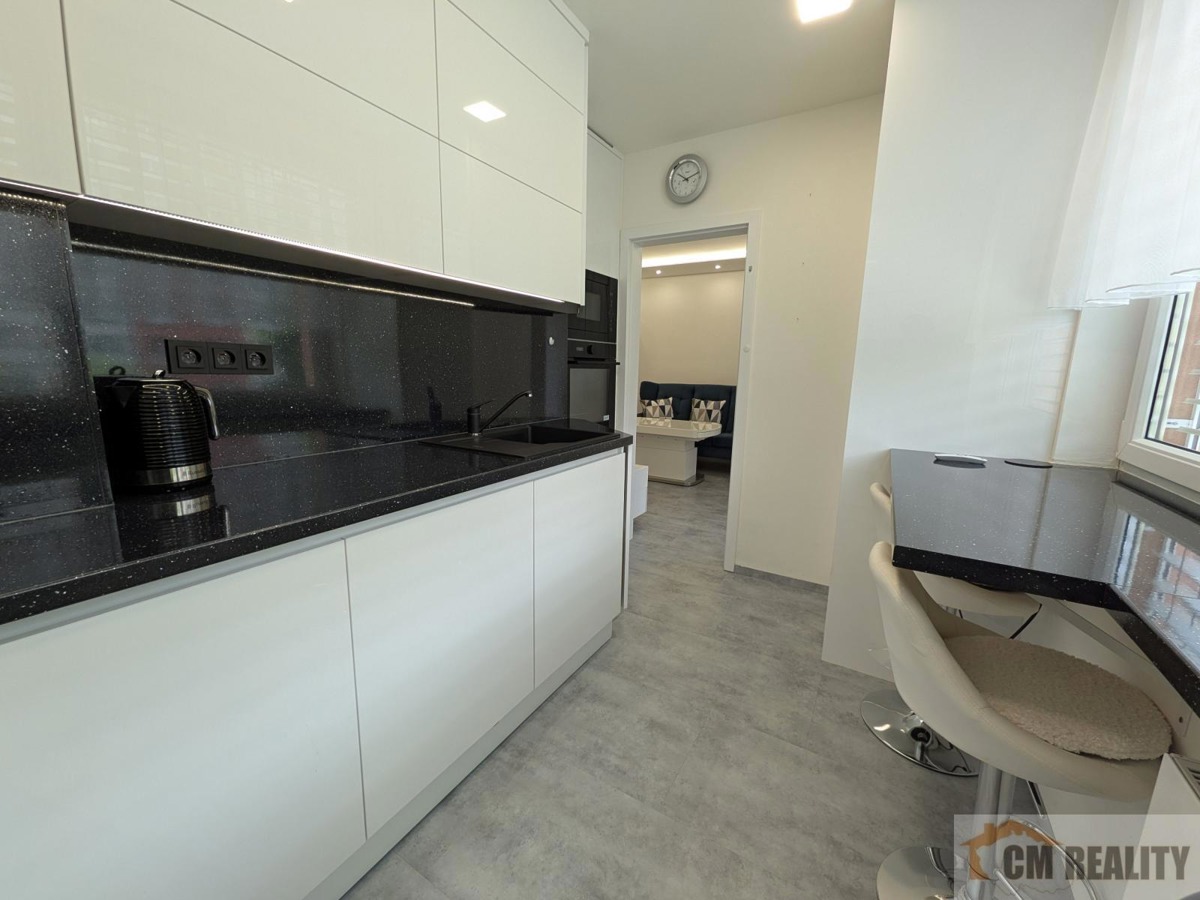 Photo 4 - Apartment for sale · 2+1