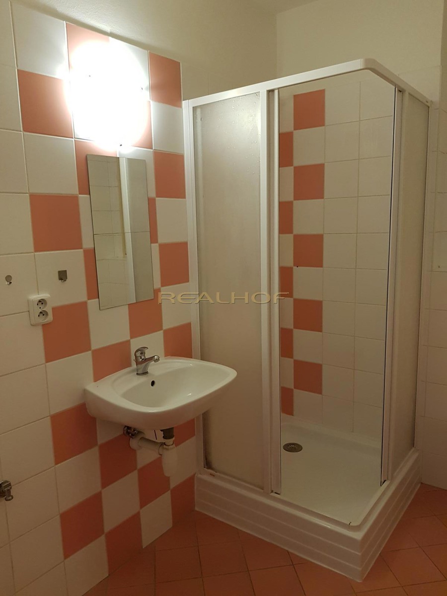 Фото 3 - Аренда квартиры · 1+kk · 29 m²