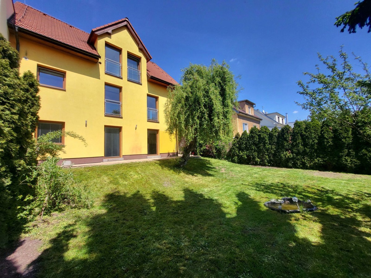 Photo 4 - House for sale · Family house · 198 m² · 5 rooms