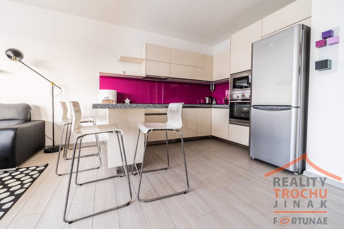 Fotografie 2 - Prodej bytu · 2+kk · 62 m²