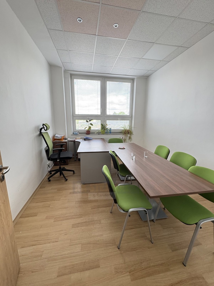 Fotografie 3 - Pronájem komerční nemovitosti · Kancelář · 70 m²