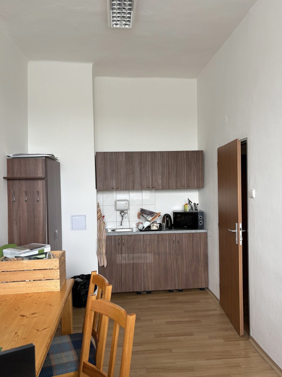 Fotografie 4 - Pronájem komerční nemovitosti · Kancelář · 70 m²