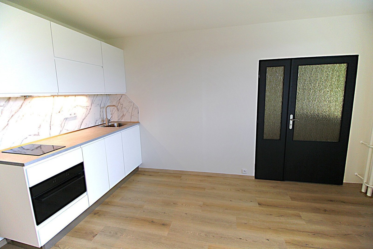 Фото 2 - Продажа квартиры · 2+kk · 40 m²